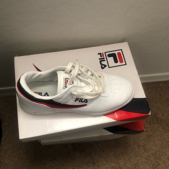 Fila’s - Picture 2 of 3